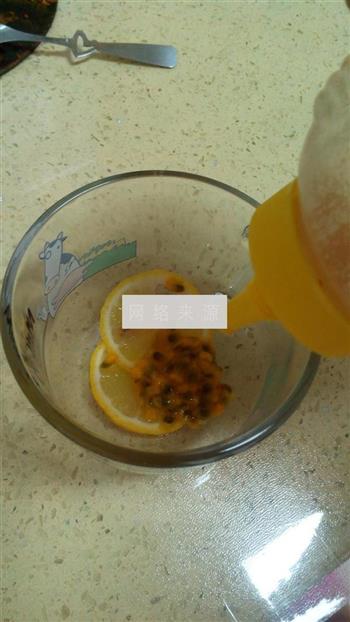 百香果柠檬水的做法步骤5