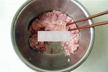 莲藕蒸肉丸的做法步骤1