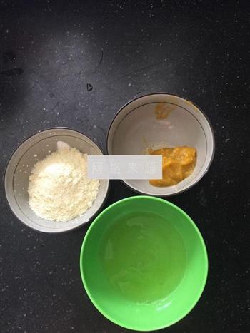 奶香南瓜溶豆的做法图解1