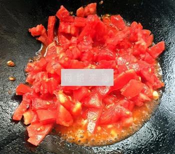 番茄蛋花银耳汤的做法图解4