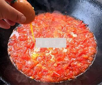 番茄蛋花银耳汤的做法图解7