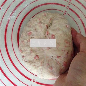 意大利熏火腿面包圈的做法步骤8