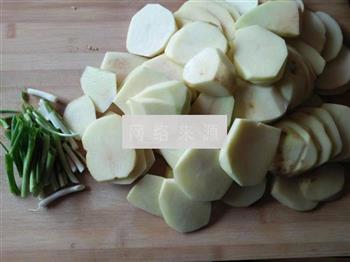 葱香土豆片的做法步骤1