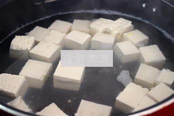 酱香脆皮炸豆腐的做法步骤1