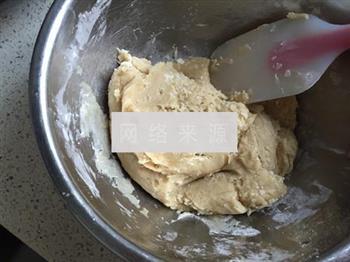 金沙奶黄月饼的做法步骤3
