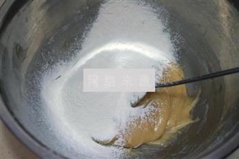 广式红豆沙蛋黄月饼的做法图解5
