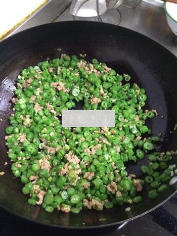 橄榄菜肉沫炒豆角的做法步骤7