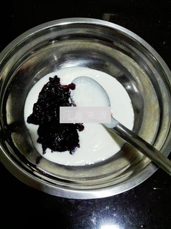 蓝莓酸奶慕斯冰皮月饼的做法图解5