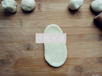 豆沙蛋黄酥的做法步骤6