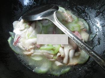 咸肉秀珍菇煮长瓜的做法步骤8