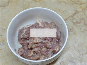 西芹炒肉的做法步骤2
