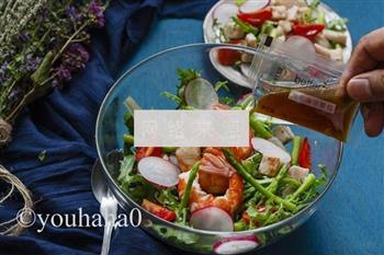 油醋汁红虾沙拉的做法步骤12