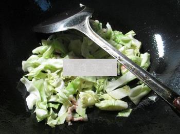 肉丝圆白菜蚕豆羹的做法步骤4