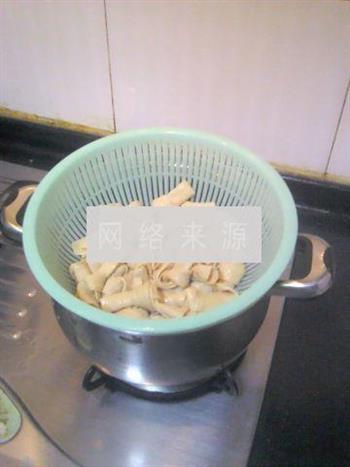 凉拌豆腐结的做法步骤2