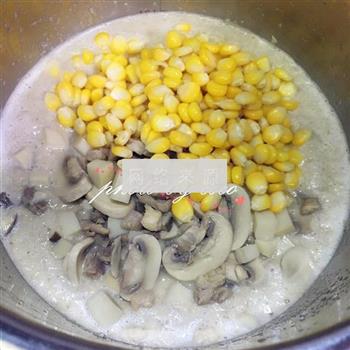 鸡蓉蘑菇粟米忌廉汤的做法图解10