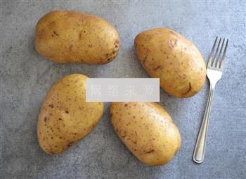 芝士烤土豆的做法图解1