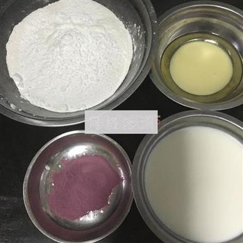 紫薯冰皮月饼和莲蓉冰皮月饼的做法步骤1