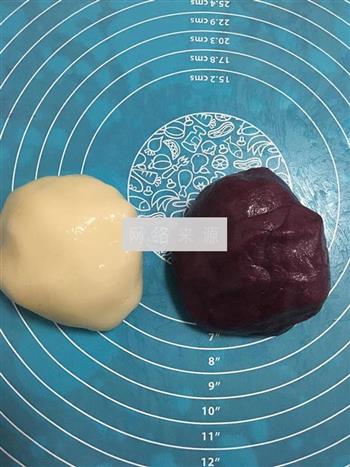 紫薯冰皮月饼和莲蓉冰皮月饼的做法图解14