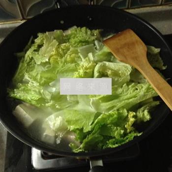 排骨白菜豆腐汤的做法步骤7