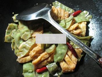 扁豆煮兰花豆腐干的做法图解9