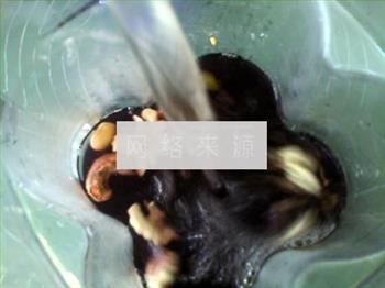 坚果燕麦黑米糊的做法步骤4