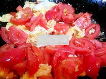 金针菇番茄炒蛋的做法步骤7