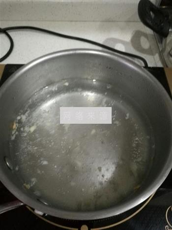 肉丸白菜面片汤的做法步骤2