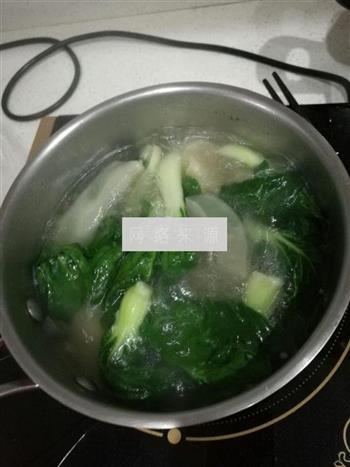 肉丸白菜面片汤的做法步骤3