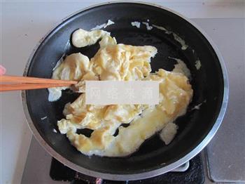 秋葵木耳炒鸡蛋的做法步骤5