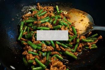 肉丝炒豇豆的做法步骤9