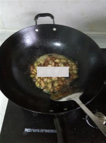 蚕豆炒肉的做法步骤5