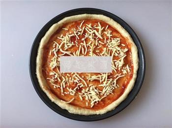 小洋葱培根披萨的做法图解8