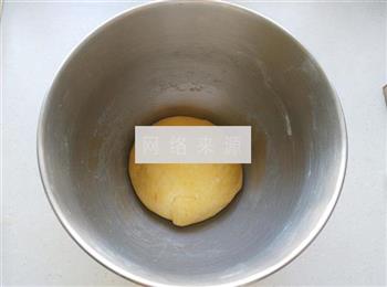 南瓜椰蓉面包卷的做法步骤4