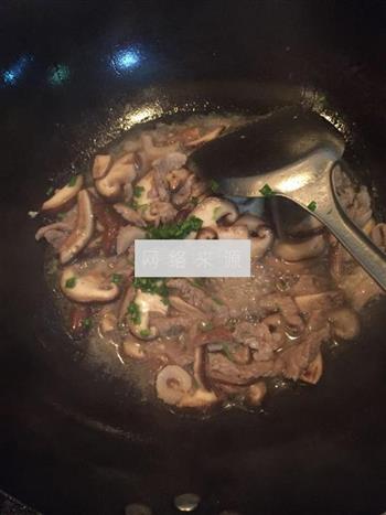 鲜香菇炒肉丝的做法步骤5