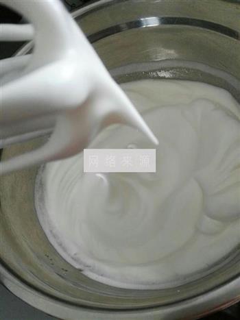 手绘奶油蛋糕卷的做法步骤5