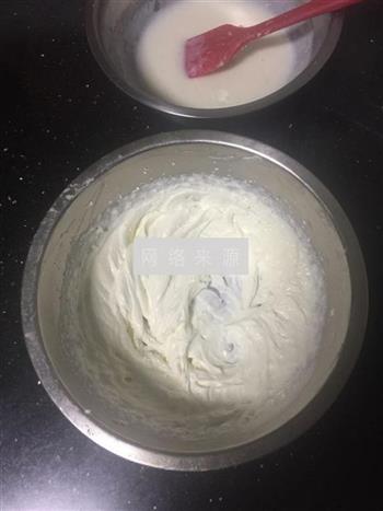 奶油霜手绘慕斯蛋糕的做法图解6