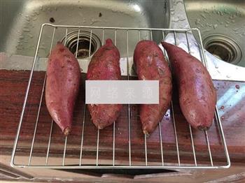 烤紫薯的做法图解1