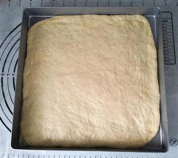 香葱肉松面包卷的做法步骤9