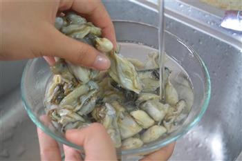 牡蛎炖豆腐汤的做法步骤2