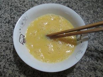 鸡蛋咸肉大米粥的做法图解3
