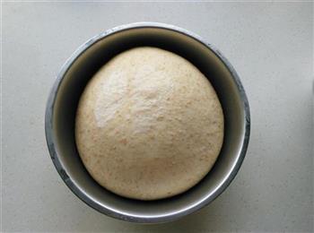 低脂麦麸紫薯面包的做法步骤4