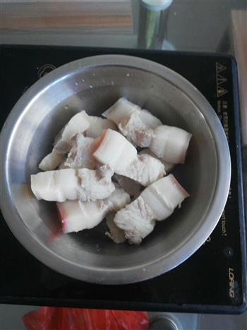 香菇红烧肉的做法步骤2