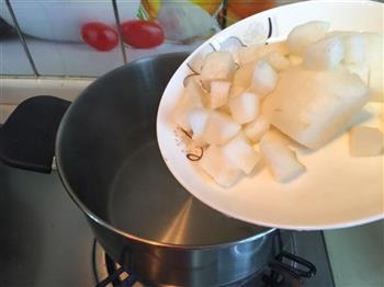 百合鸡头米甜汤的做法步骤5