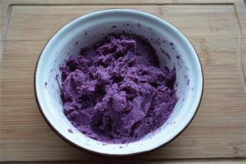 紫薯花卷的做法步骤2