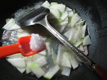 咸肉蒲瓜煮粉丝的做法步骤6