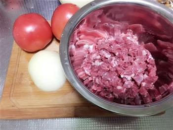 经典黑椒牛肉意面的做法步骤1