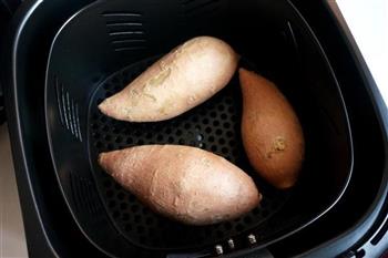 空气炸锅烤红薯的做法步骤1