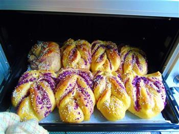 南瓜紫薯面包的做法步骤18