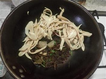 梅菜笋干扣肉的做法步骤10
