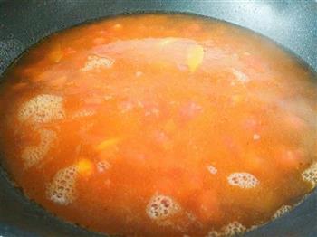 番茄鱼汤的做法步骤6